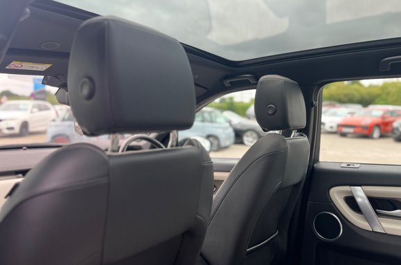Land Rover Discovery Sport URBAN EDITION D200 MHEV AUTO 32