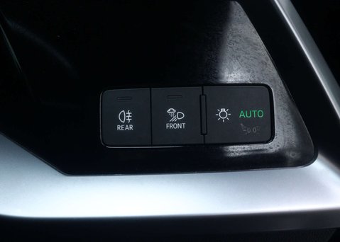 Audi A3 1.0 A3 Sportback 30 TFSI MHEV S Line Semi-Auto 5dr 40