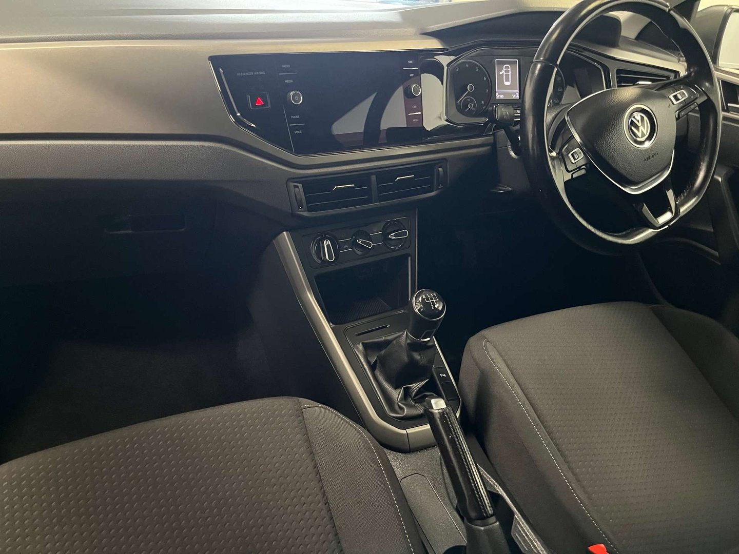 2021 Volkswagen Polo — image 30
