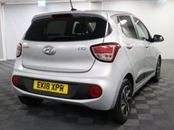 Hyundai i10 PREMIUM 11