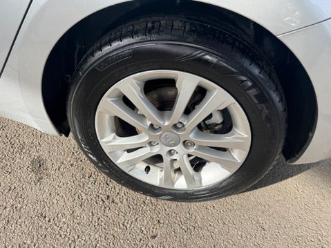 Kia Ceed 1.6 CRDi EcoDynamics 1 Sportswagon Euro 5 (s/s) 5dr 16