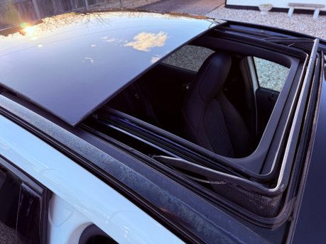 Mercedes-Benz GLA 2.1 GLA220d AMG Line (Premium Plus) SUV 5dr Diesel 7G-DCT 4MATIC Euro 6 (s/ 2