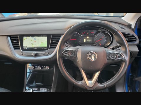 Vauxhall Grandland X GRIFFIN 30