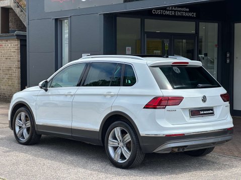 Volkswagen Tiguan 2.0 Tiguan SEL TDI BlueMotion Technology 5dr 12