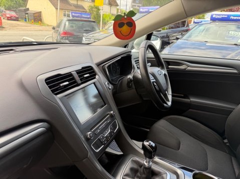 Ford Mondeo 2.0 TDCi Titanium Euro 6 (s/s) 5dr 37