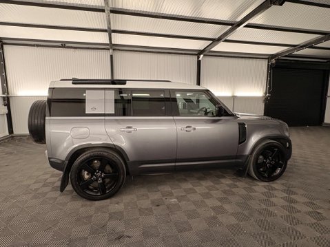 Land Rover Defender 3.0 D250 MHEV SE Auto 4WD Euro 6 (s/s) 5dr 53