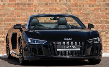 Audi R8 V10 Plus Spyder 1