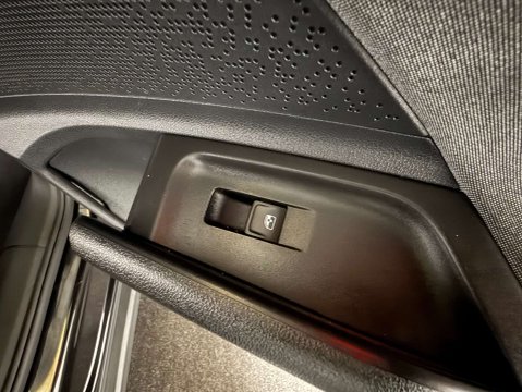 Skoda Enyaq Enyaq iV 60 Nav Loft 5dr 37