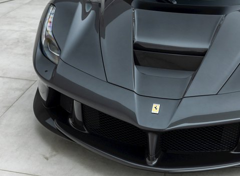 Ferrari LaFerrari 21