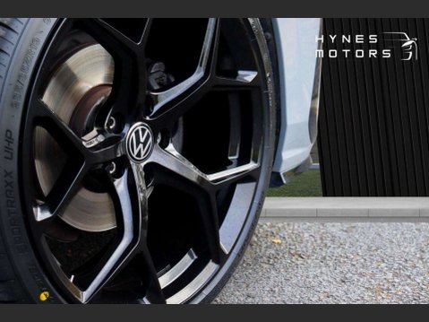 Volkswagen Golf 2.0 TDI R-Line Hatchback 5dr Diesel DSG Euro 6 (s/s) (150 ps) 19