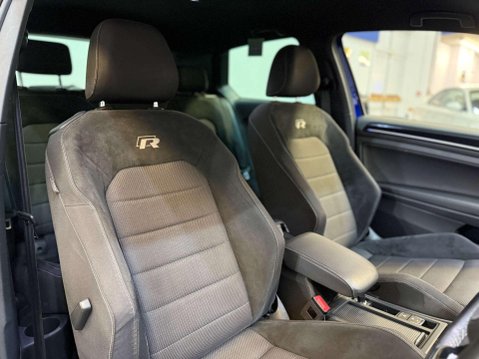 Volkswagen Golf 2.0 TSI R Hatchback 3dr Petrol DSG 4Motion Euro 6 (s/s) (310 ps) 6