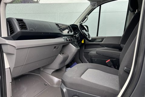 Volkswagen Crafter CR35 177 ps Tdi Trendline 4Motion DSG Panel Van - Diff Lock 14
