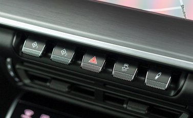 Porsche 911 Carrera 4S (992) 21