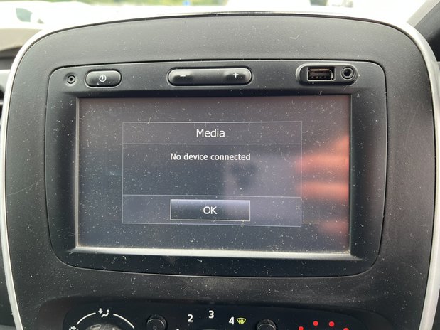Renault Trafic LWB L2H1 Low Roof Sport 296 Air Con Nav Sensors EU 36