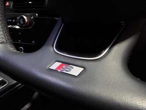 Audi A4 1.4 TFSI Black Edition Euro 6 (s/s) 5dr 37