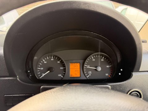 Mercedes-Benz Sprinter 2.1 211 CDi Panel Van 4dr Diesel Manual RWD L2 H3 (109 bhp) 29