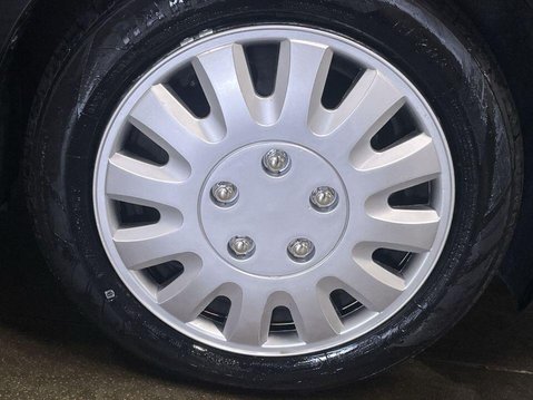 Nissan MICRA 1.0 IG-T Acenta Hatchback 5dr Petrol XTRON Euro 6 (s/s) (92 ps) Alloys - Bl 35
