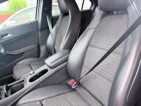Mercedes-Benz A Class A 200 D AMG LINE PREMIUM 12