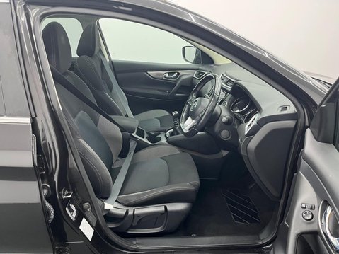 Nissan Qashqai 1.5 dCi N-Connecta Euro 6 (s/s) 5dr 20