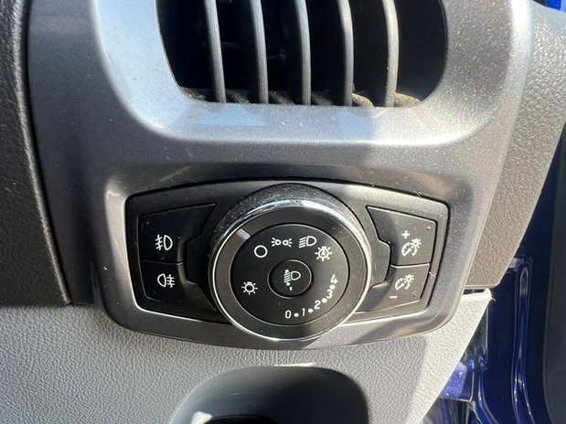 Ford Transit Custom SWB L1H1 (SOLD) Low Roof Limited Air Con Alloys Sensors EURO 6 NO VAT 45