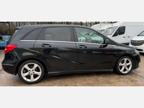 Mercedes-Benz B Class 1.8 B180 CDI Sport MPV 5dr Diesel 7G-DCT Euro 5 (s/s) (109 ps) 9