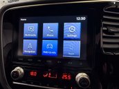 Mitsubishi Outlander 2.4 Outlander Exceed PHEV CVT 4WD 5dr 41