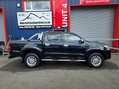Toyota Hilux INVINCIBLE 4X4 D-4D DCB Auto 4
