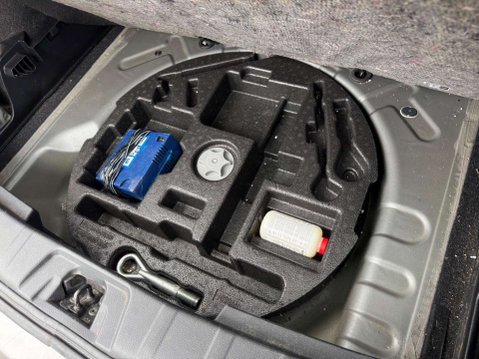 Nissan Qashqai 1.5 dCi Tekna 2WD Euro 5 (s/s) 5dr 49