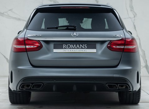 Mercedes-Benz C63 AMG PREMIUM Estate 5