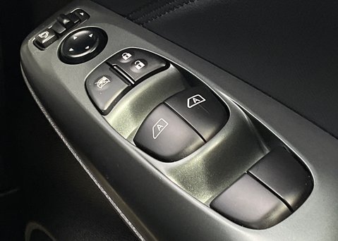 Nissan Juke N-CONNECTA 25