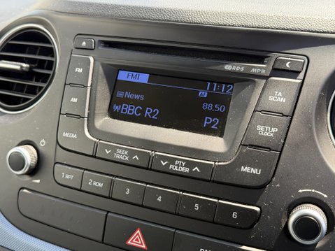 Hyundai i10 SE AUTOMATIC 13