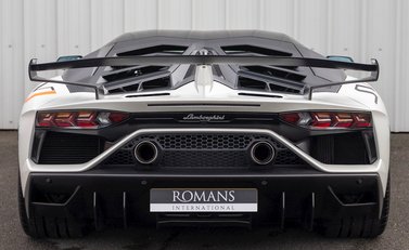 Lamborghini Aventador SVJ LP 770-4 5