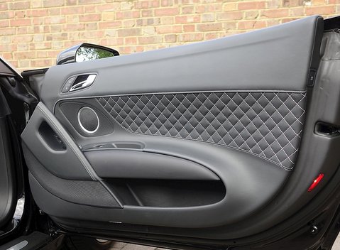 Audi R8 V10 Spyder 6