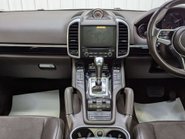 Porsche Cayenne 3.0 Cayenne D Platinum Edition V6 Tiptronic S A 4WD 5dr 70