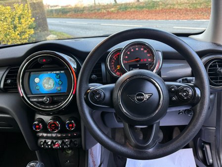 Mini Hatch COOPER CLASSIC 28