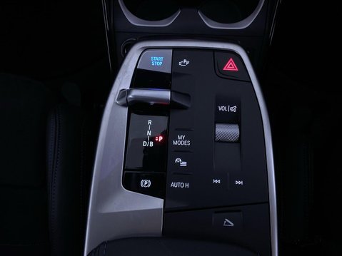 BMW iX2 20 66.5kWh M Sport SUV 5dr Electric Auto eDrive (11kW Charger) (204 ps) Cru 42