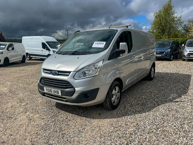 Ford Transit Custom LWB L2H1 Low Roof Limited 290 EURO 6 NO VAT 2