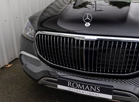 Mercedes-Benz GLS 600 First Class 27