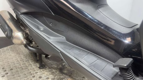 Piaggio MP3 LT SPORT 2015 ONLY 23K RIDE ON A CAR LICENCE TRIKE 3 WHEELER BIKE 28