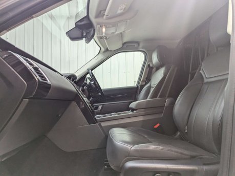 Land Rover Discovery 3.0 Discovery SE SDV6 Auto 4WD 55