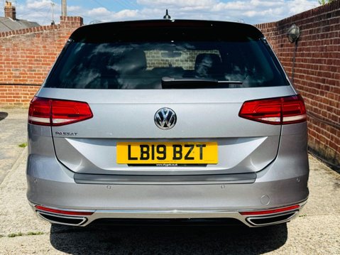 Volkswagen Passat 2.0 TDI R-Line Estate 5dr Diesel DSG Euro 6 (s/s) (190 ps) 6