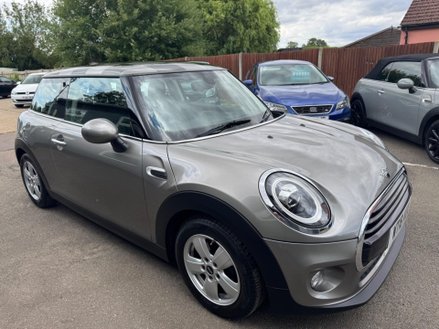 Mini Hatch 1.5 Cooper Euro 6 (s/s) 3dr