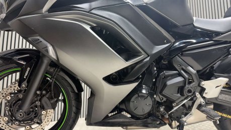 Kawasaki Ninja 650 Z650 2023 1 OWNER ONLY 10K SPORTS BIKE 650 LONG MOT WARRANTY A2 31