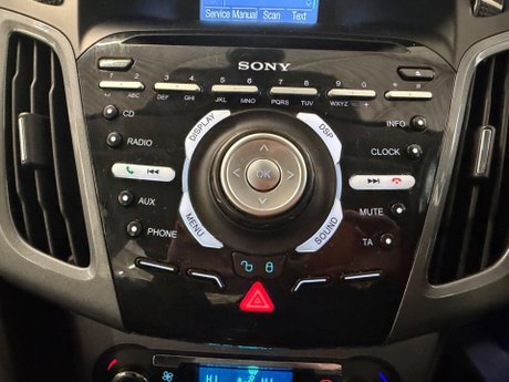 Ford Focus 1.6 TDCi Titanium Euro 5 (s/s) 5dr 29