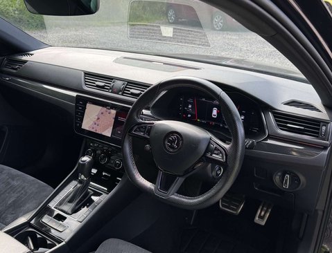 Skoda Superb 2.0 Superb SportLine+ TDI Semi-Auto 5dr 16