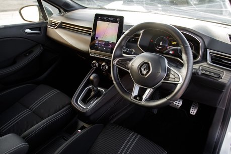 Renault Clio E-TECH ENGINEERED PHEV