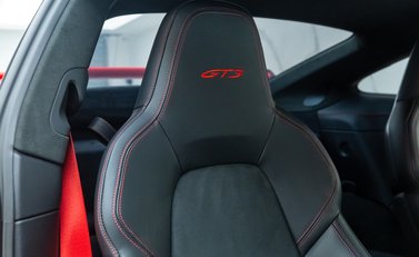 Porsche 911 GT3 (992) 15