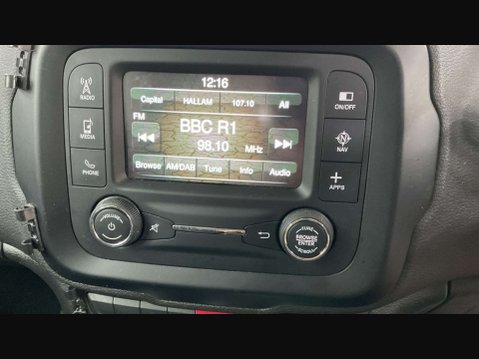 Jeep Renegade 1.4 Renegade Longitude Automatic 5dr - NATIONAL DELIVERY* 19