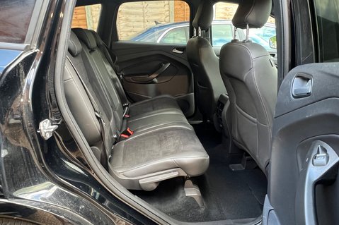 Ford Kuga ST-LINE TDCI - 8 SERVICES - AWAITING PREPARATION 11