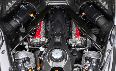 Ferrari SF90 Stradale 36